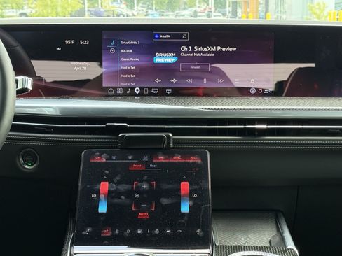 Used 2025 Cadillac Escalade V AWD/4WD image 30