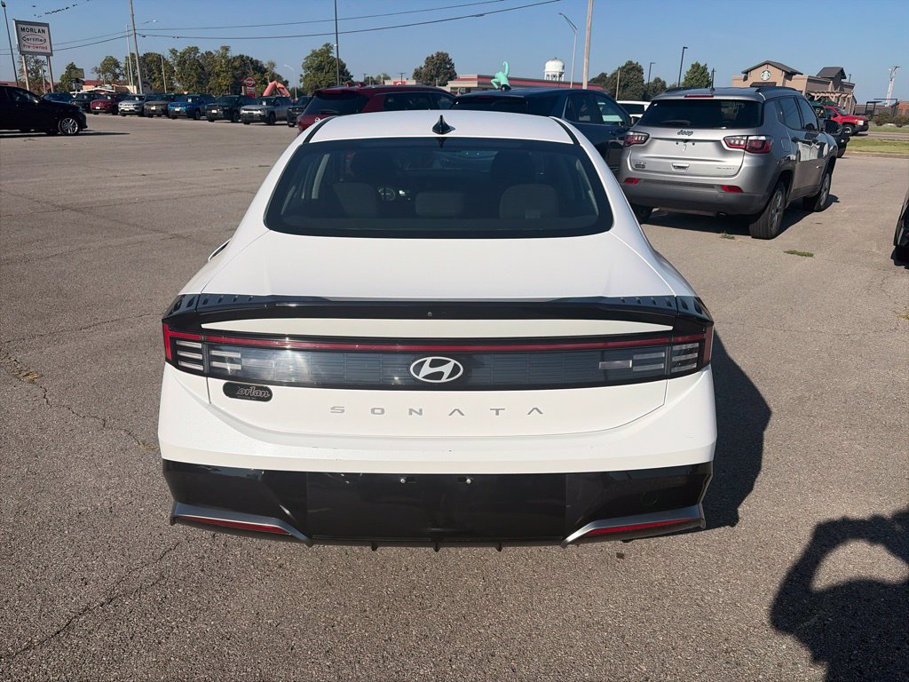 Used 2024 Hyundai Sonata SEL FWD image 5