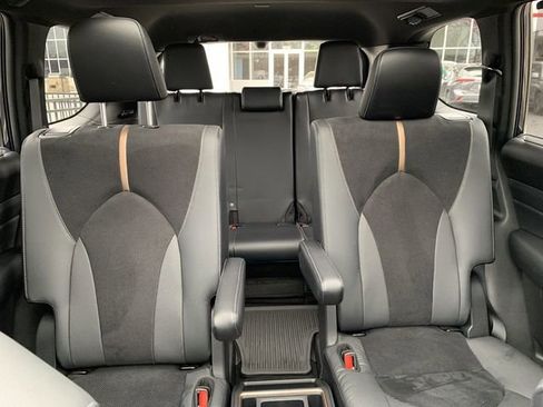Certified 2024 Toyota Grand Highlander MAX Platinum image 32