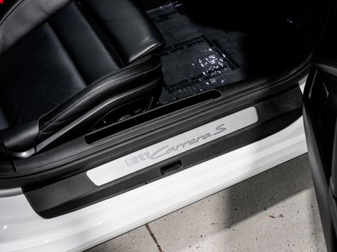 Used 2021 Porsche 911 Carrera S image 30
