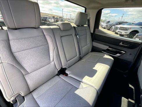 Used 2024 Toyota Tundra Limited AWD/4WD image 22