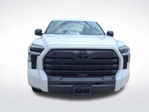 Used 2022 Toyota Tundra SR5 w/ SR5 Convenience Package RWD image 14