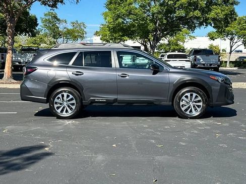 New 2025 Subaru Outback Premium AWD/4WD image 3
