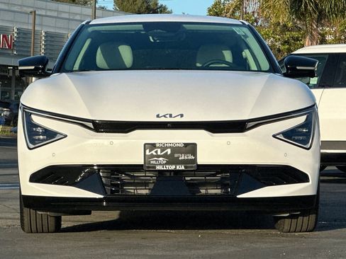 New 2025 Kia EV6 Wind image 9