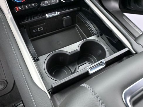 Used 2024 GMC Yukon XL Denali w/ Max Trailering Package image 19