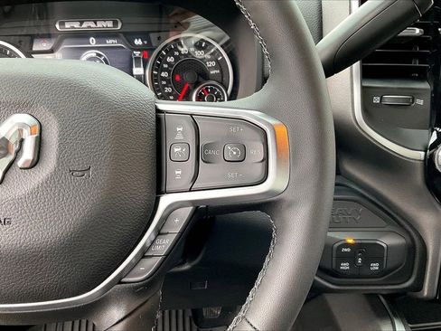 New 2026 RAM 2500 Big Horn AWD/4WD image 28