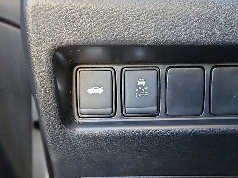 Used 2018 Nissan Maxima 3.5 SV image 20