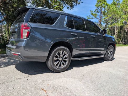 Used 2021 Chevrolet Tahoe LT w/ Luxury Package RWD image 9