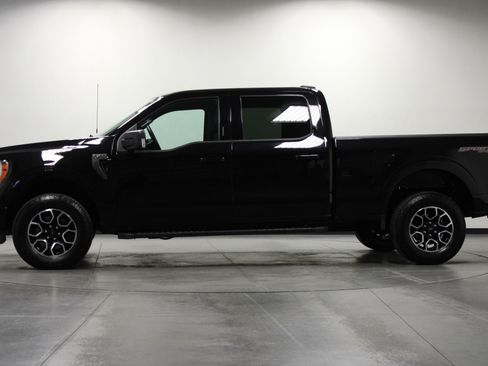 Used 2023 Ford F150 XLT w/ Equipment Group 302A High image 7