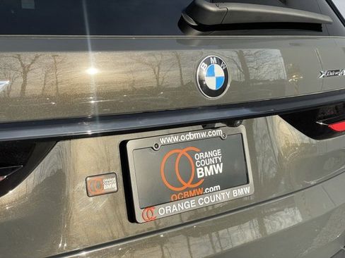 Certified 2024 BMW X7 xDrive40i w/ M Sport Package image 32