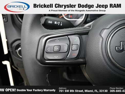 Used 2026 Jeep Wrangler Unlimited Rubicon AWD/4WD image 27