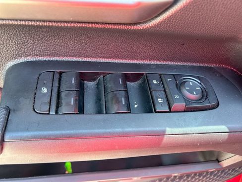 Used 2024 Toyota Tacoma TRD Off-Road AWD/4WD image 13