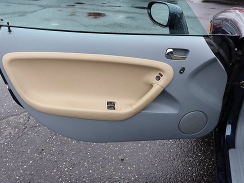 Used 2007 Pontiac Solstice Convertible w/ Premium Package image 15