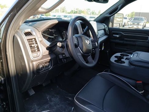 New 2025 RAM 2500 Laramie AWD/4WD image 10