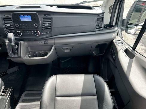 Used 2024 Ford Transit 250 148 High Roof RWD image 34