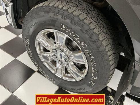 Used 2015 Ford F150 XLT w/ Equipment Group 301A Mid image 11