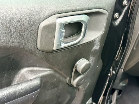 Used 2023 Jeep Wrangler Sport image 19