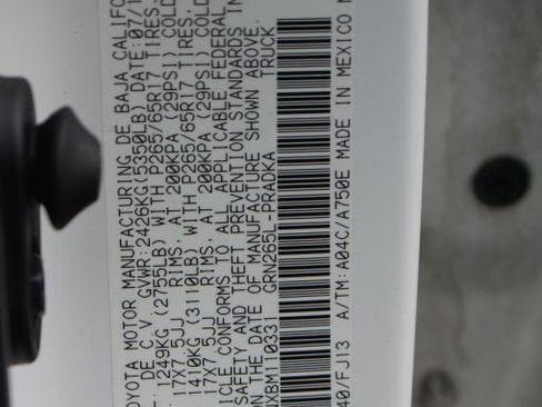 Used 2011 Toyota Tacoma PreRunner image 23