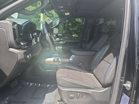 Used 2024 Chevrolet Silverado 2500 High Country w/ High Country Premium Package AWD/4WD image 14