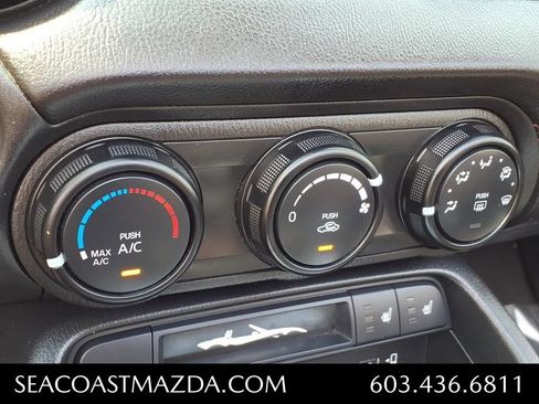 Used 2019 MAZDA MX-5 Miata Club w/ I-ACTIVSENSE Club Package RWD image 22