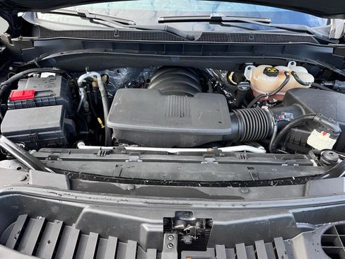 Used 2022 Chevrolet Tahoe LT w/ Luxury Package image 9