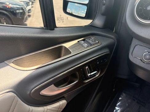 Used 2024 Mercedes-Benz Sprinter 3500 image 11