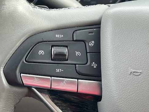 Certified 2022 Cadillac XT6 Premium Luxury w/ Technology Package image 31