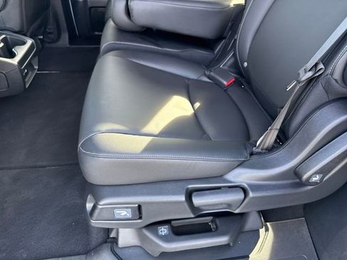 Used 2023 Honda Odyssey EX-L image 19