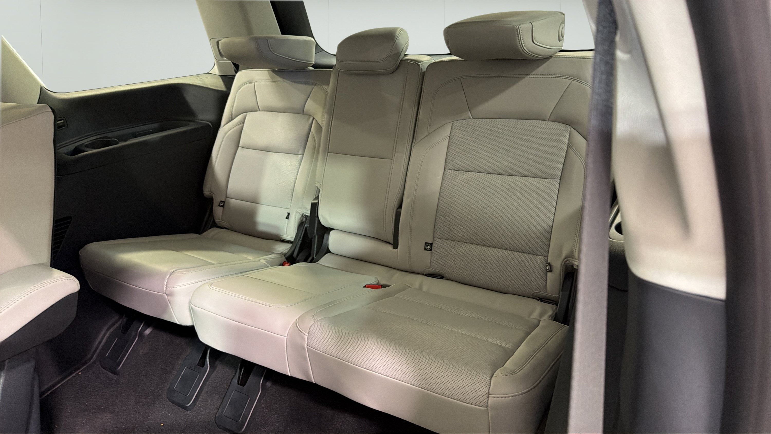 Used 2026 Lincoln Navigator Premiere AWD/4WD image 22