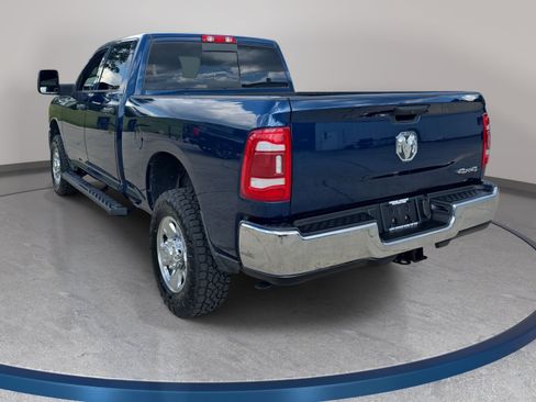 Used 2024 RAM 2500 Tradesman w/ Chrome Appearance Group AWD/4WD image 8