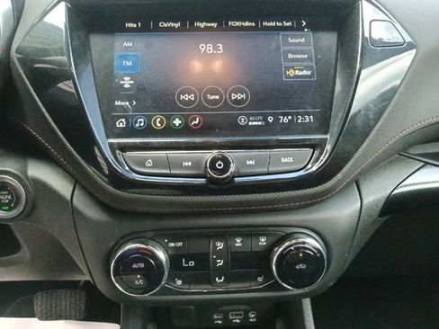 Used 2022 Chevrolet TrailBlazer RS w/ Sun and Liftgate Package AWD/4WD image 22