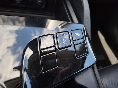 Used 2023 Kia Sportage EX image 23