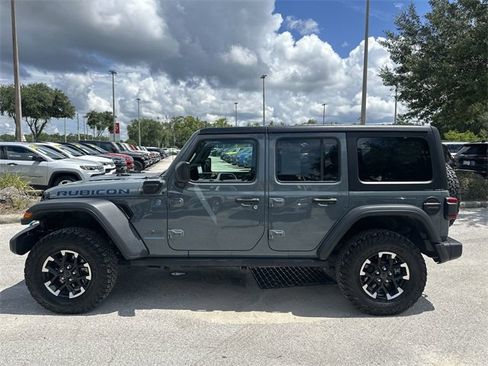 Used 2024 Jeep Wrangler Unlimited Rubicon 4xe image 5