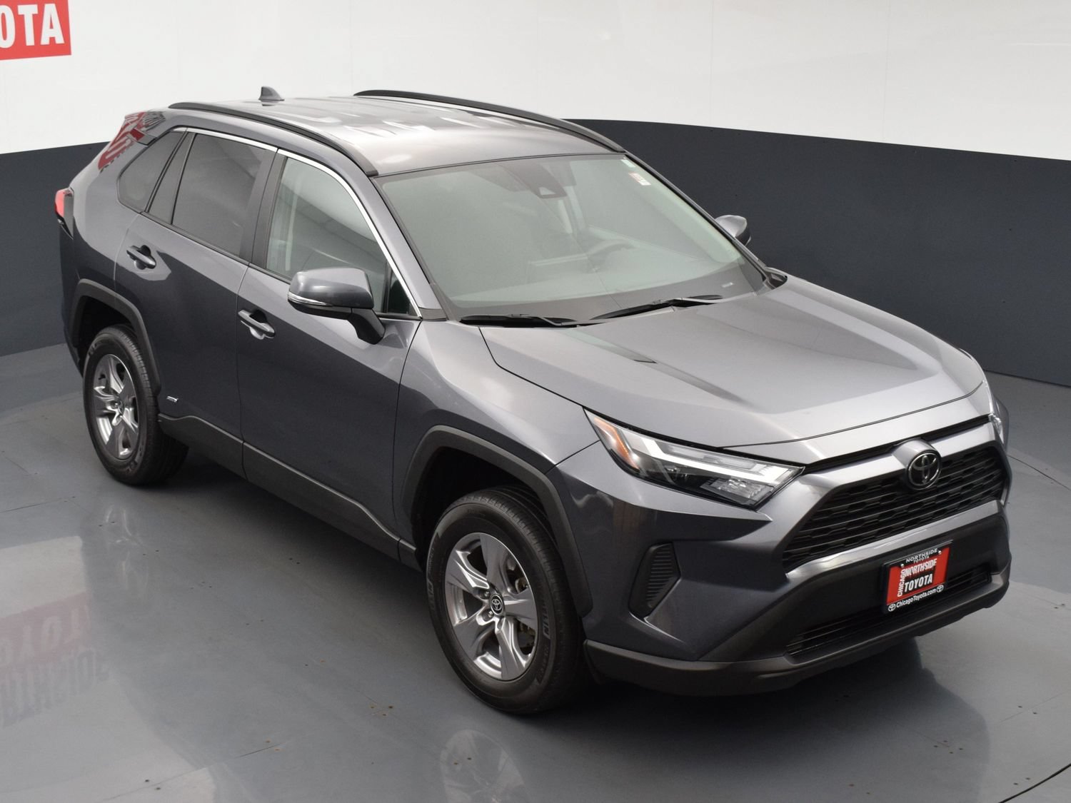 Used 2025 Toyota RAV4 XLE AWD/4WD image 21