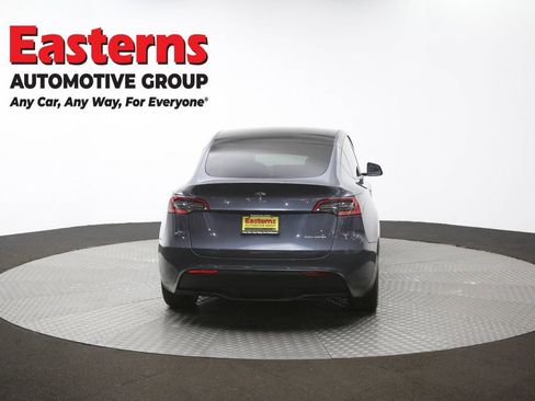 Used 2021 Tesla Model Y Long Range AWD/4WD image 32