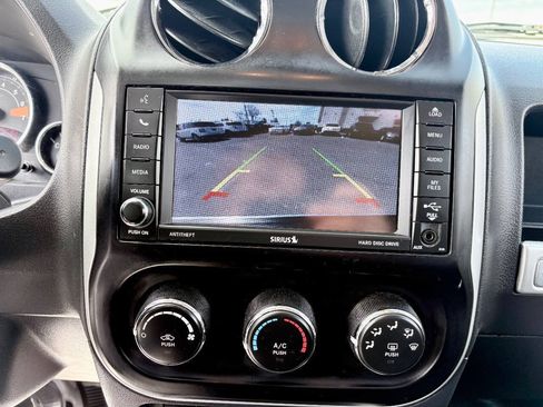 Used 2016 Jeep Compass High Altitude AWD/4WD image 14