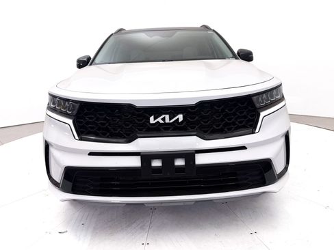 Used 2023 Kia Sorento S w/ Panoramic Sunroof Package FWD image 15