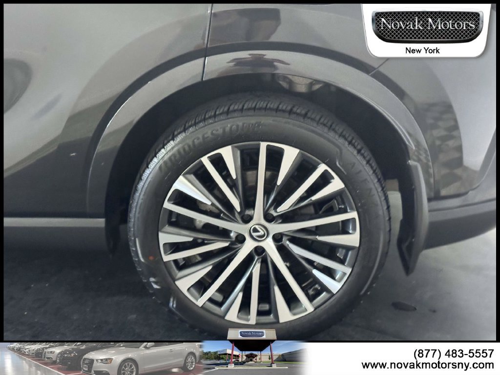 Used 2023 Lexus RX 350 Premium Plus w/ Accessory Package AWD/4WD image 6