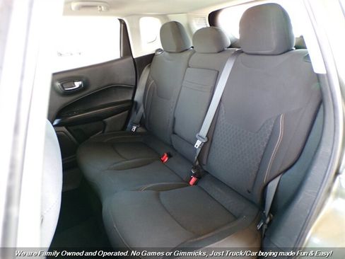 Used 2019 Jeep Compass Sport w/ Tech Group AWD/4WD image 21