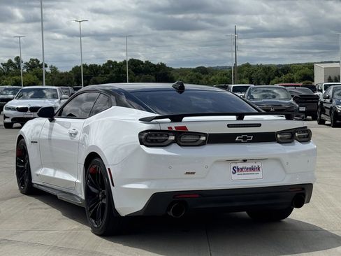 Used 2021 Chevrolet Camaro SS w/ Redline Edition RWD image 4