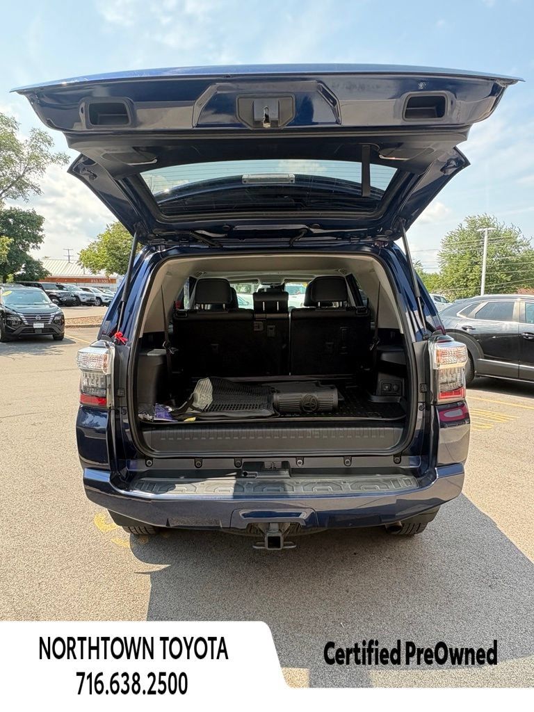 Used 2023 Toyota 4Runner SR5 Premium w/ Moonroof Package AWD/4WD image 9