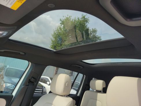 Certified 2026 Mercedes-Benz GLB 250 image 30