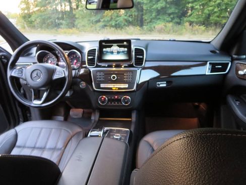 Used 2016 Mercedes-Benz GLE 350 4MATIC w/ Premium Package image 25