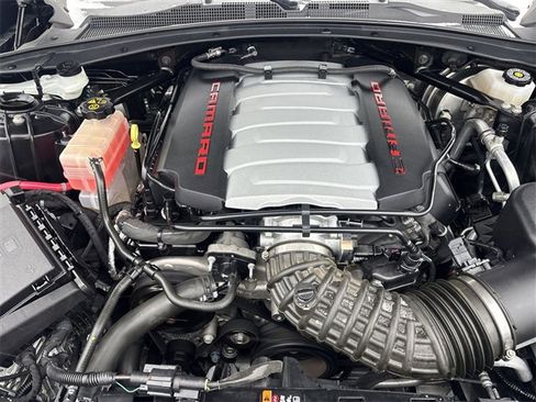 Certified 2023 Chevrolet Camaro LT image 28