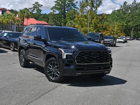 Certified 2025 Toyota Sequoia Platinum AWD/4WD image 6