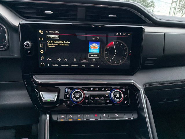 Certified 2025 GMC Sierra 1500 Denali w/ Denali Reserve Package AWD/4WD image 19