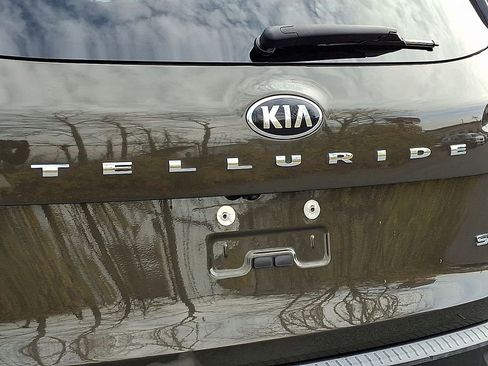 Used 2020 Kia Telluride SX image 37