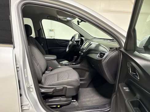 Used 2019 Chevrolet Equinox LT FWD image 21