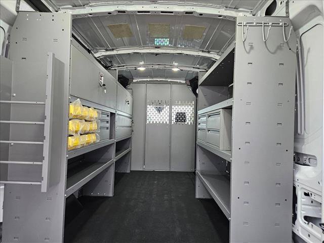 New 2026 Ford Transit 250 148 Medium Roof RWD image 9