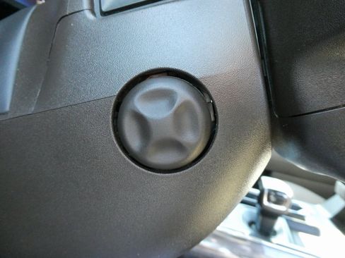 Used 2024 Chevrolet Silverado 1500 LTZ w/ Z71 Off-Road Package image 24